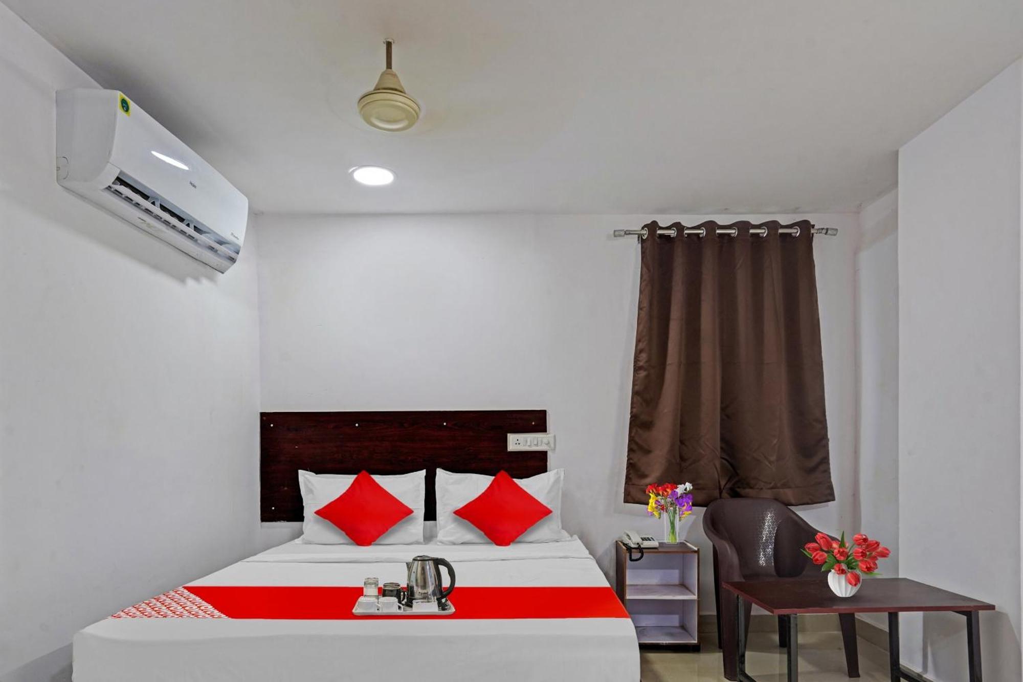 Hotel O Sai Krishna Residency Vijayawāda Buitenkant foto