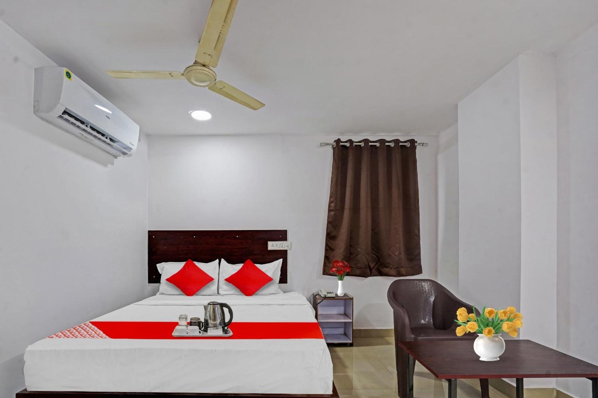 Hotel O Sai Krishna Residency Vijayawāda Buitenkant foto